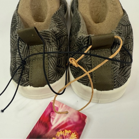 Roxy Olive Green Slip on Canvas Sneakers - Picture 6 of 9